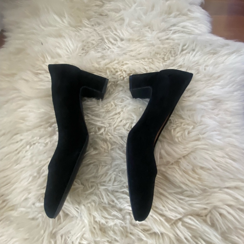 Stuart Weitzman black suede block heels sz 9.5